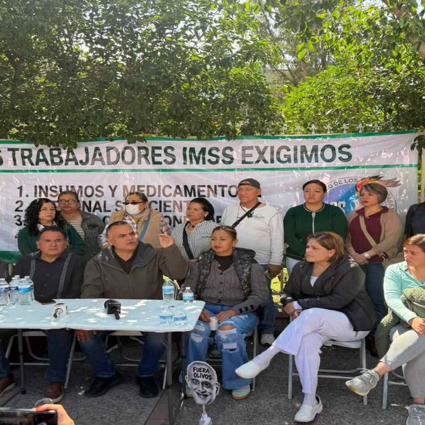 Los empleados rechazaron la propuesta del aumento.